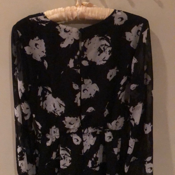 Romper - Picture 3 of 3